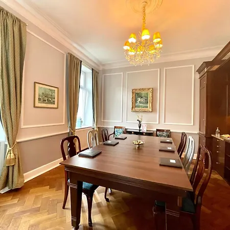 Der Kleine Prinz Hotel 4*