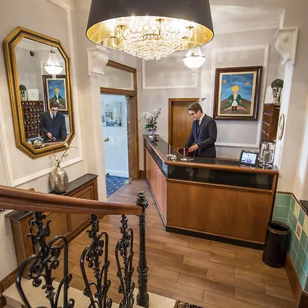 Hotel Der Kleine Prinz 4*