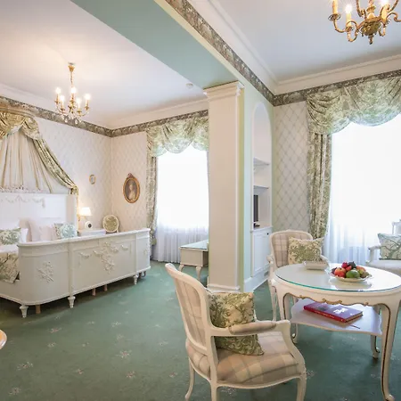 Hotel Der Kleine Prinz 4*